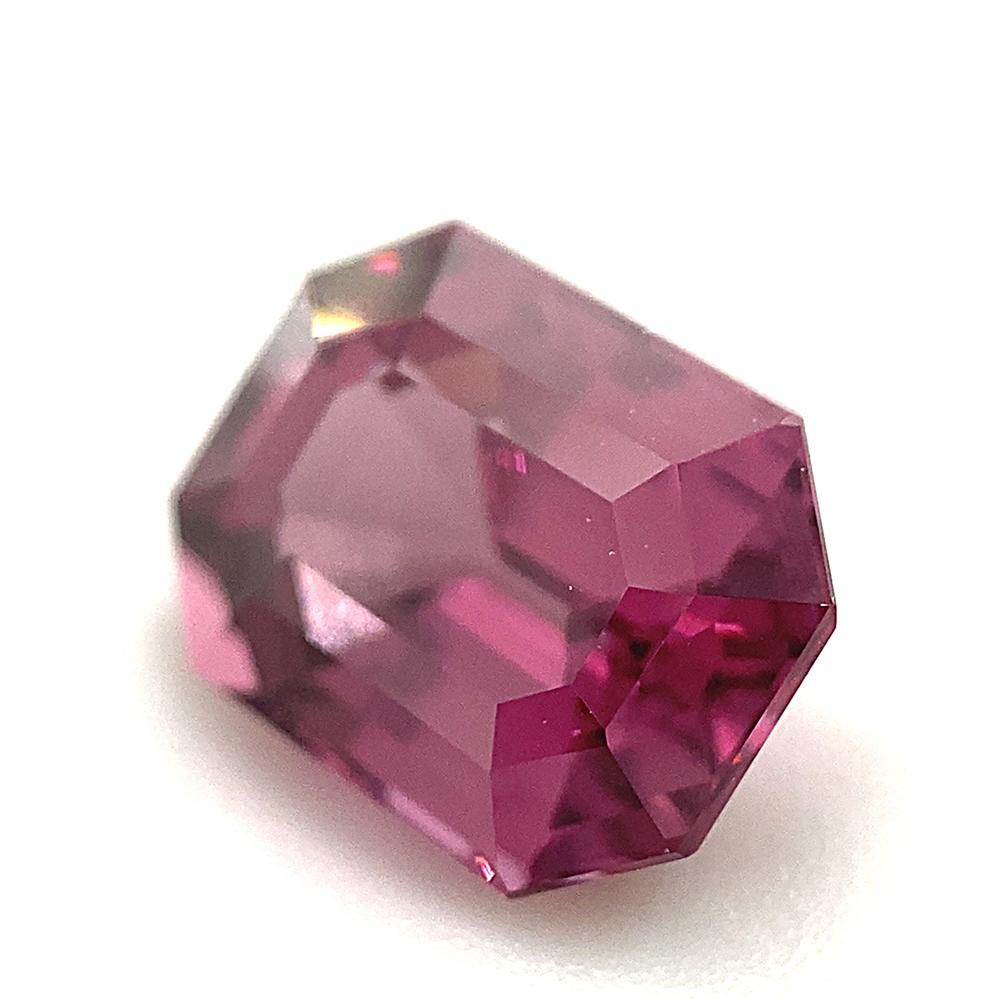 2.5ct Octagonal/Emerald Cut Pink-Purple Spinel GIA Certified Unheated For Sale 2