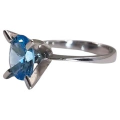 2.5ct Oval Cut Natural Blue Topaz Solitaire Ring