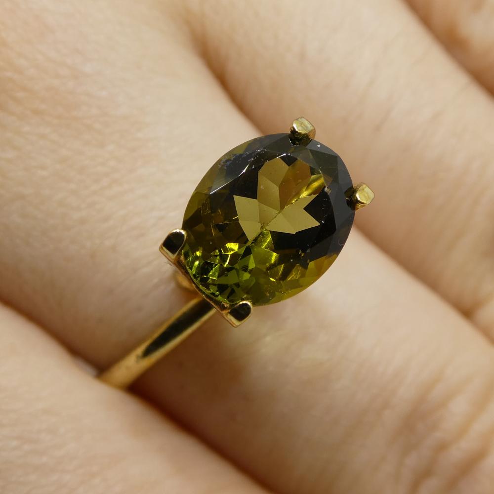 2.5 Karat ovaler olivgrüner, olivgrüner Turmalin 1