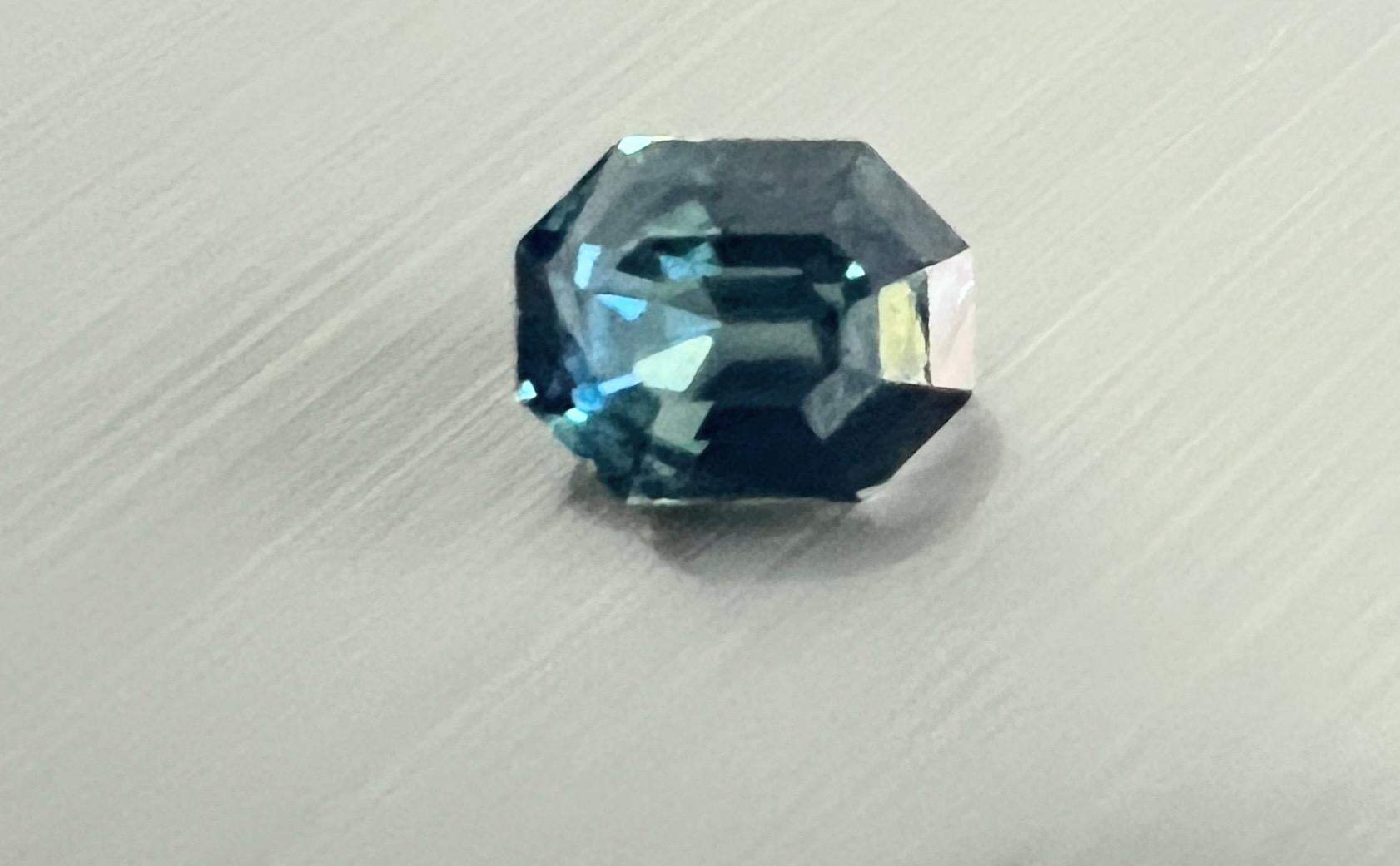2.5ct Radiant Cut LOUPE CLEAN Natural UNHEATED TEAL BLUE SAPPHIRE Gemstone   For Sale 2