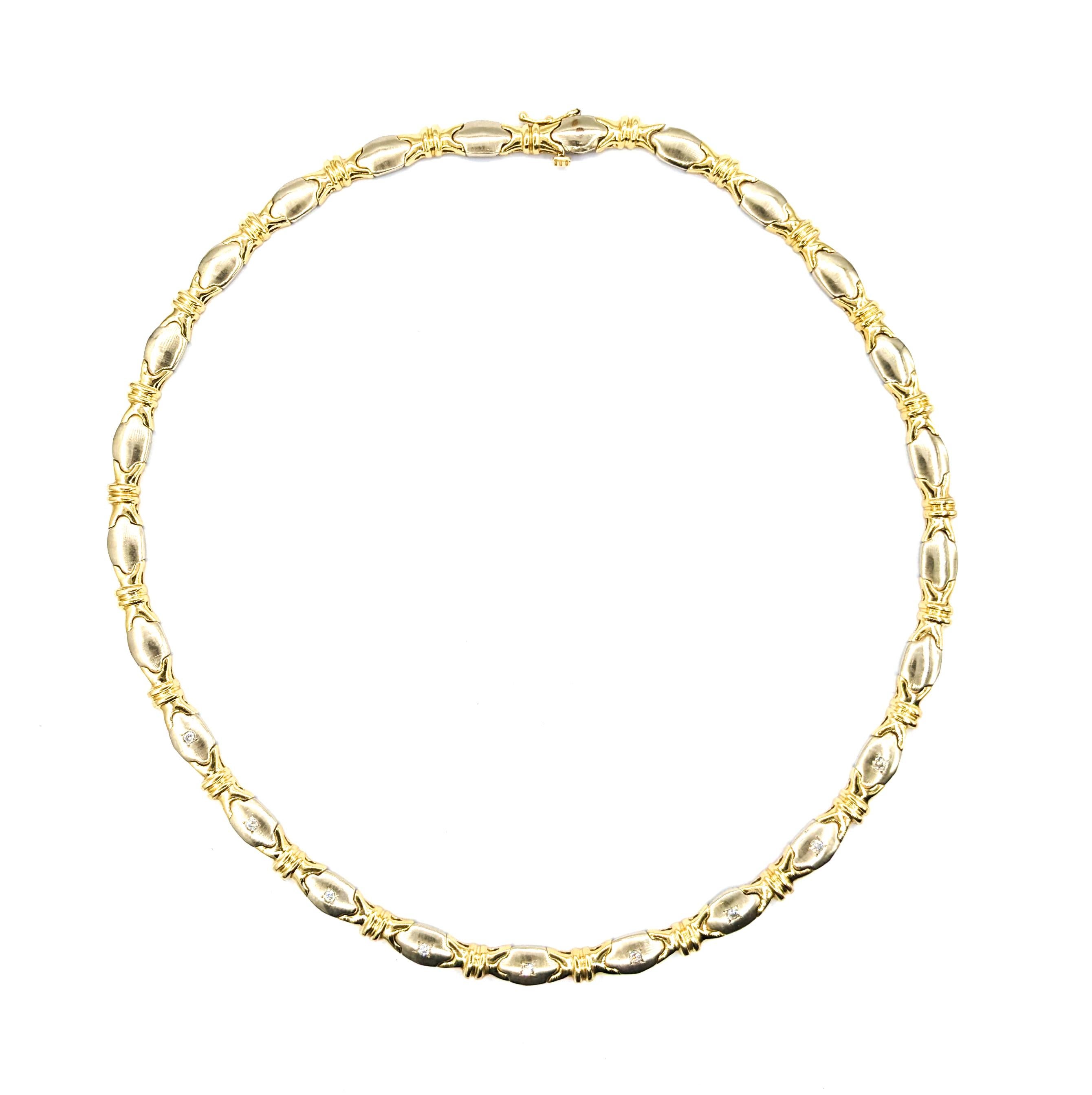 Women's .25ctw Diamond Vintage Necklace In Two-Tone Gold For Sale