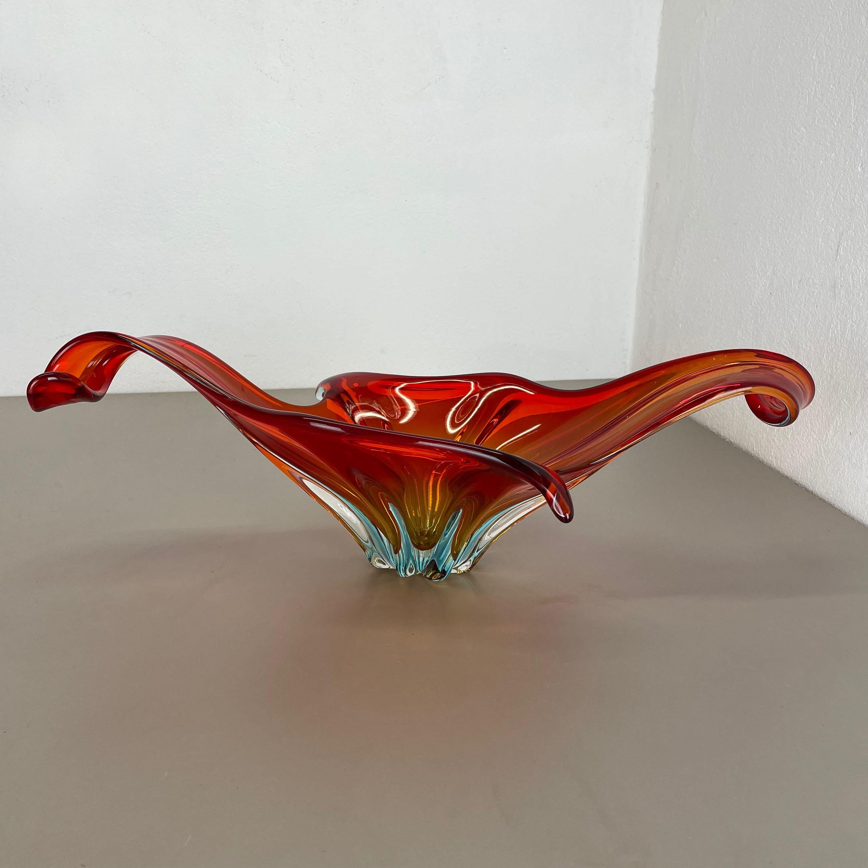 Article:

xxl Murano glass bowl element 
