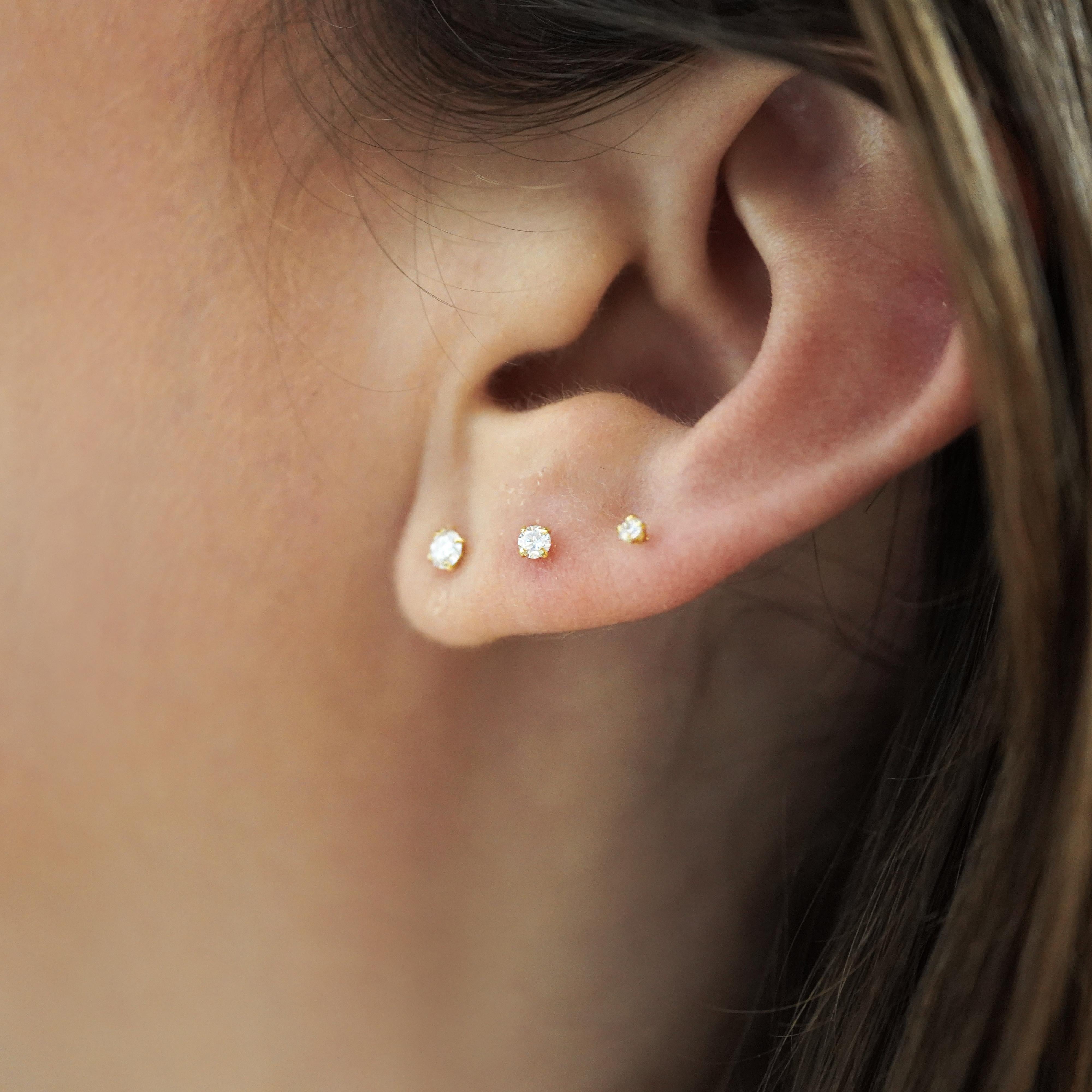Modern 2.5mm Diamond in 14K Gold Flat Back Singe Stud Earring For Sale