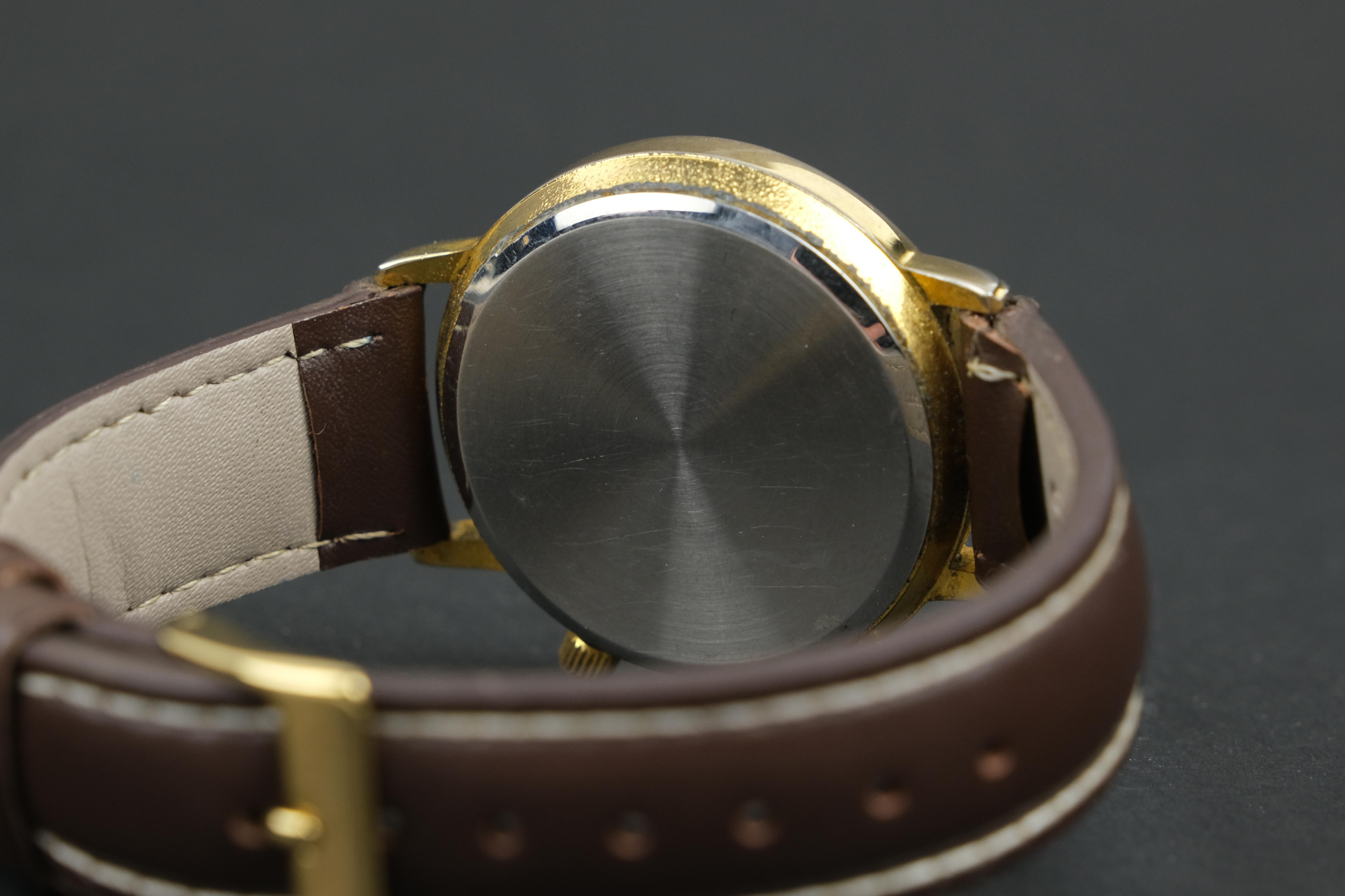 Apollo 11 Armbanduhr zum 25-jährigen Jubiläum im Zustand „Gut“ im Angebot in Bradford, Ontario