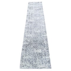 2'5"x12' Light Gray Transitional Jacquard Loomed Wool and Silk Runner Rug