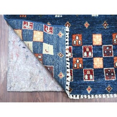2'5" x 12'10" marineblauer, fein gewebter Kashkuli-Gabbeh-Läufer aus reiner Wolle, handgeknüpft