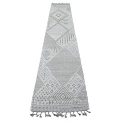2'5 "x14'3" White Moroccan Weave Geometric Design Hand Knotsted Wool Runner Rugs (Tapis de course en laine nouée à la main)