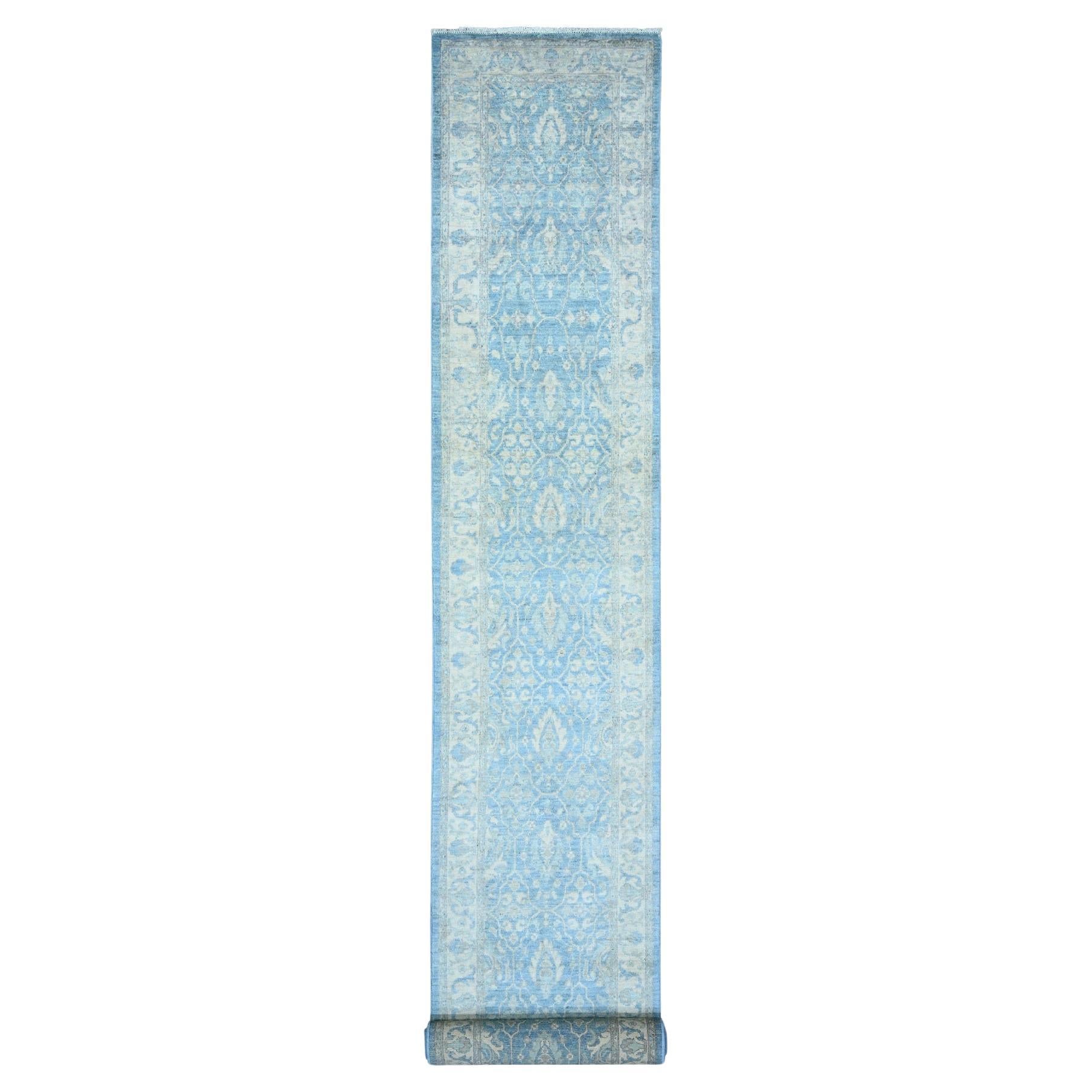 2'5"x18'9" Finition bleu ciel Tapis oriental Peshawar en laine nouée à la main