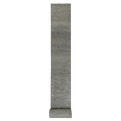 2'5"x30'3" Gauntlet Grauer moderner Teppich aus handgeknüpfter Wolle XL Läufer Orientalischer Teppich in Gras