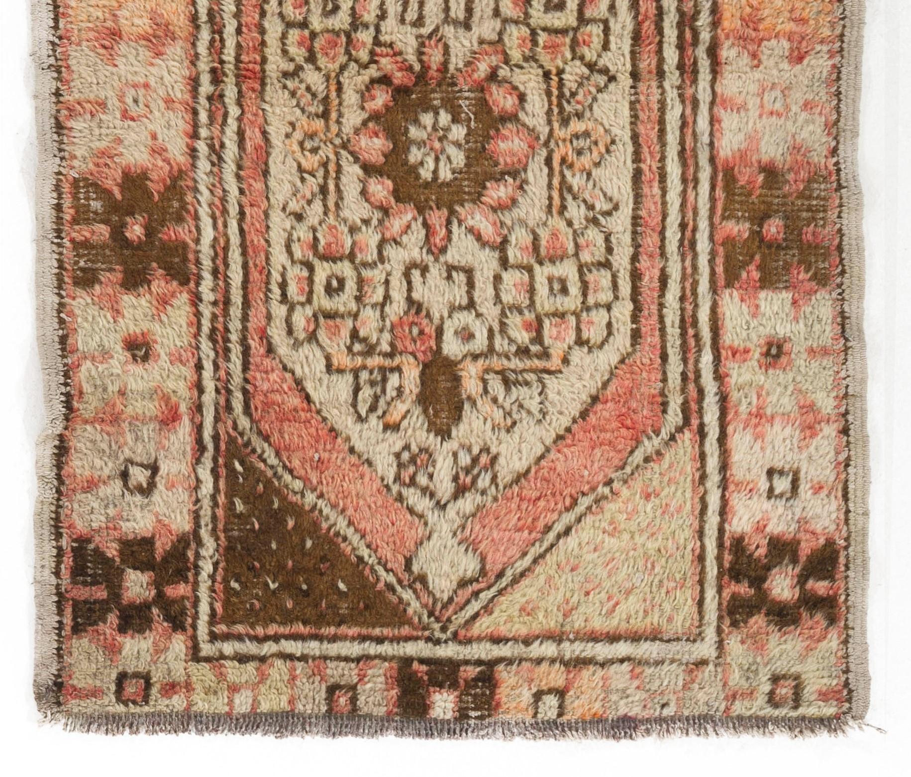 Turkish Vintage Scatter Rug, circa 1940, Wool Hand Knotted Doormat. 30 x 47 inches For Sale
