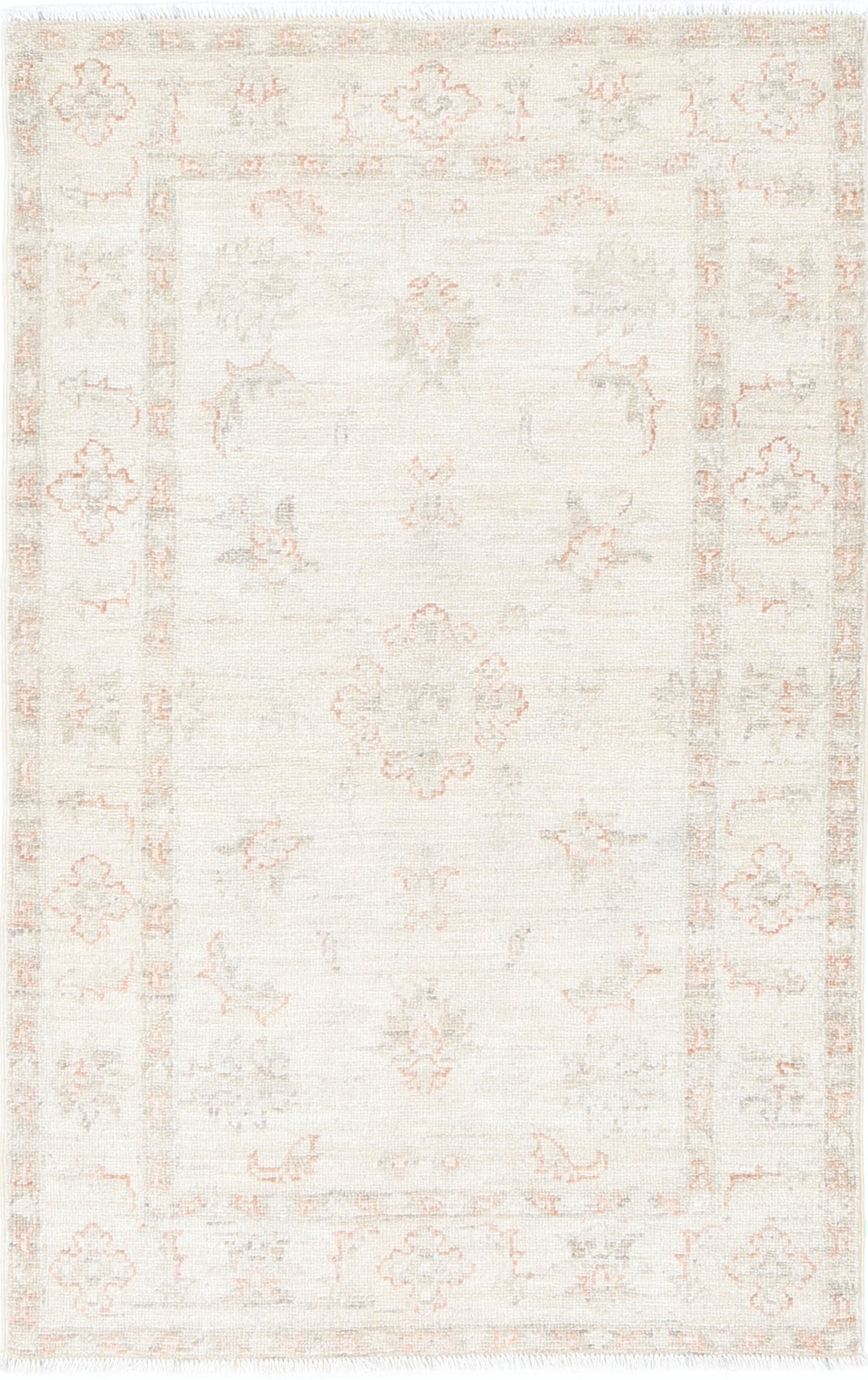 2.5x4 ft Hand Knotted Oushak Rug. Beige Accent Rug with Floral Design. 100% Wool