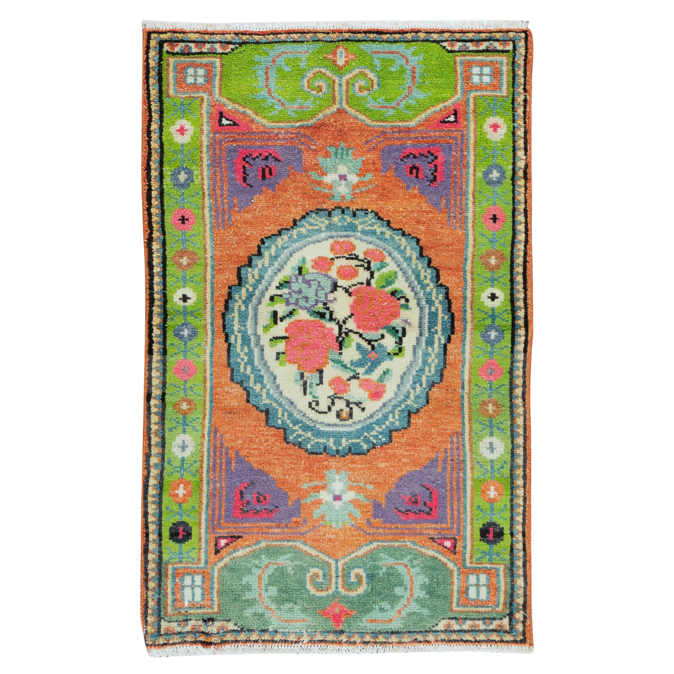 2,5x4 Ft handgefertigter türkischer Ghiordes-Teppich im Vintage-Stil mit floralem Design