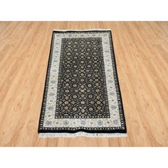 2'5"x4'7" Eerie Black Hand Knotted Herati Design 250 KPSI Wool Rug