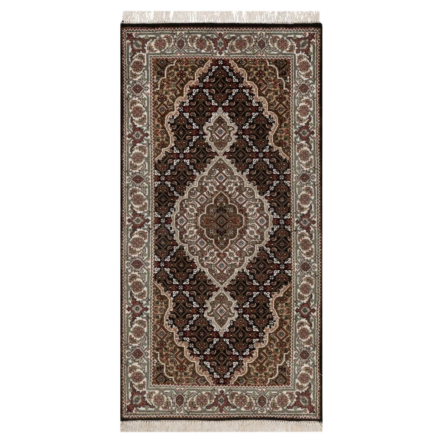 2
5"x4
8" Ink Black Tabriz Mahi with Fish Medallion Design 100% Wool Rug