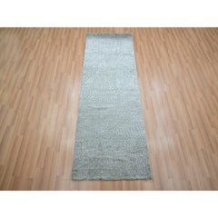 2'5"x6'1" Gray Contemporary Design Hand Knotted Silk & Textured Wool Runner Rug