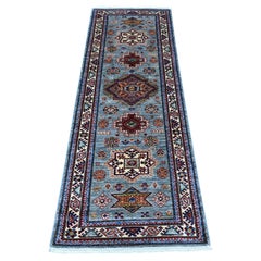 2'5 "x6'10" Gris Ballena Super Kazak Alfombra de Correr Anudada a Mano de Lana con Elementos Tribales