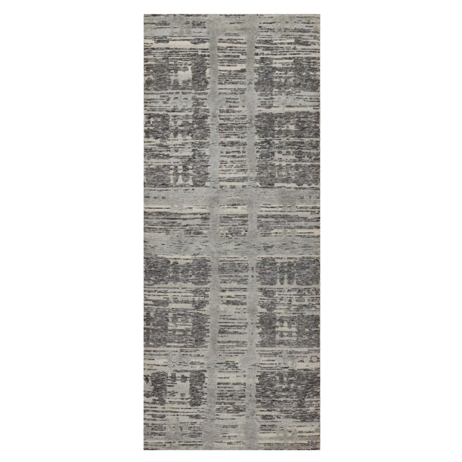 2'5"x6'2" Gray Modern Criss Cross Design Undyed Wool Hand Knotted Runner Rug
