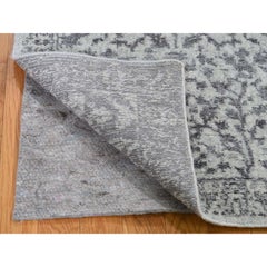 2'5"x8' Gray Jacquard Hand Loomed Broken Cypress Tree Design Silken Rug