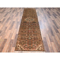 Toast Brown Vintage Persian Hussaianabad Tappeto Runner in lana annodato a mano
