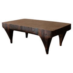 26-01 Table d'appoint en épicéa, par Timothée Musset