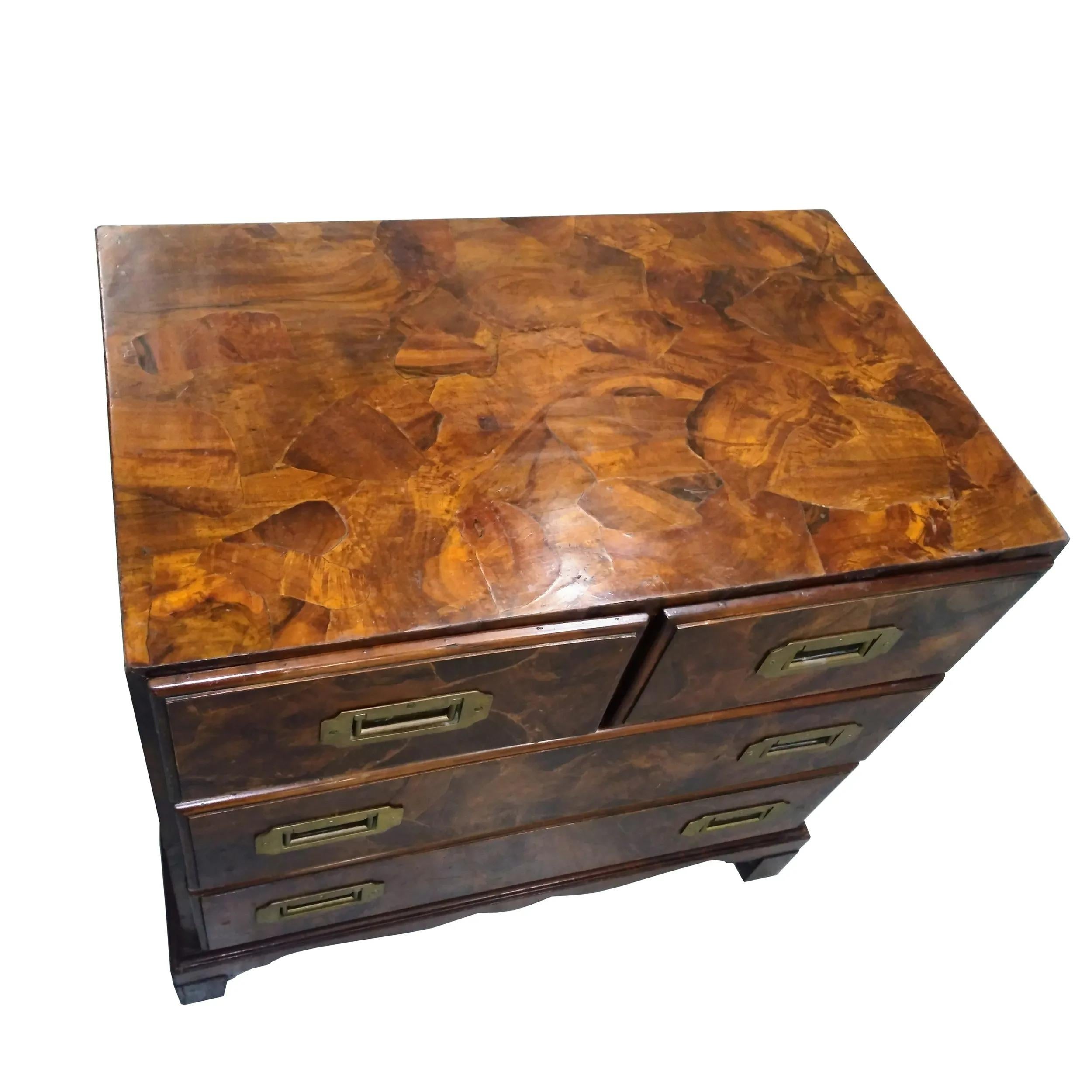 Vintage Burl Campaign Chest In Good Condition For Sale In Pasadena, TX