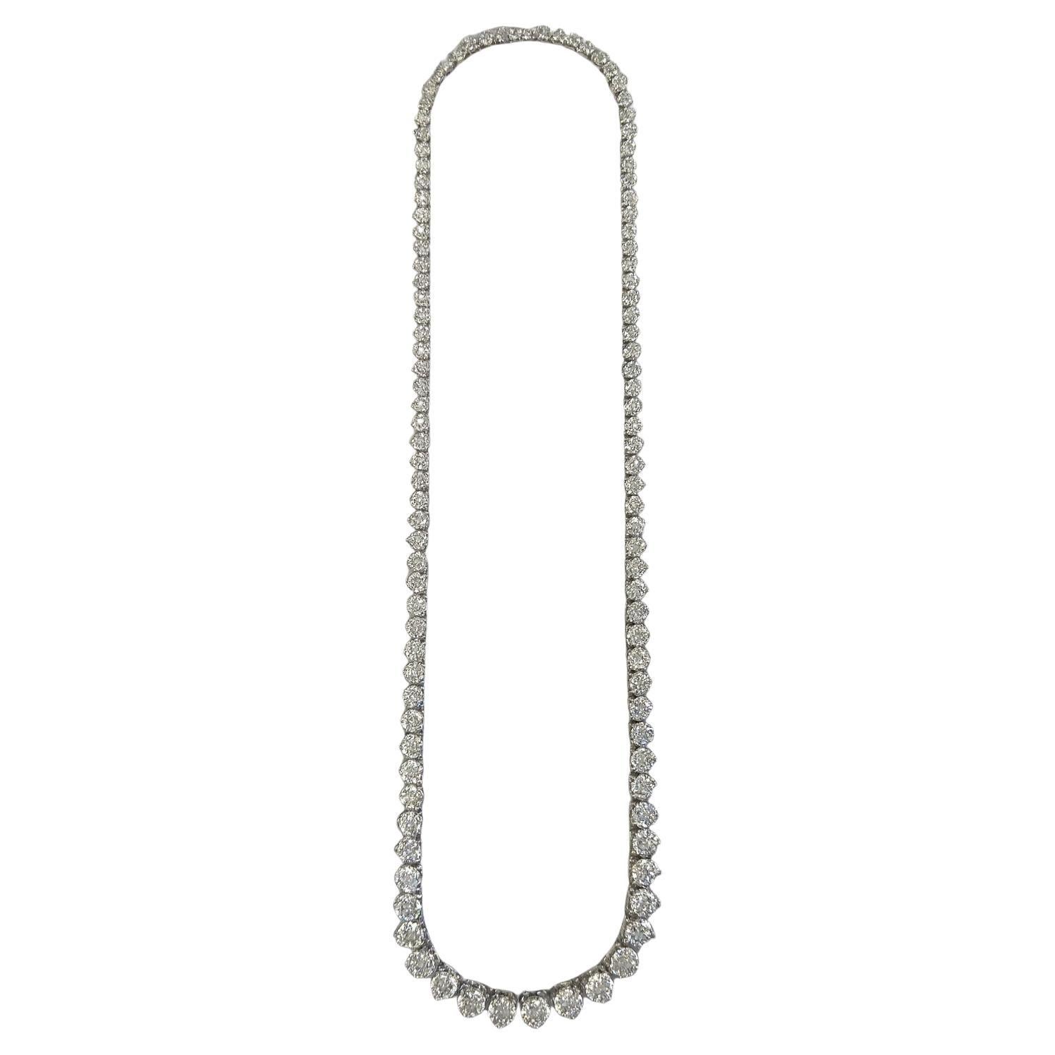 26 Carati D-F Colore VS Chiarezza Diamanti rotondi in oro bianco 18K Collana Riviera in vendita