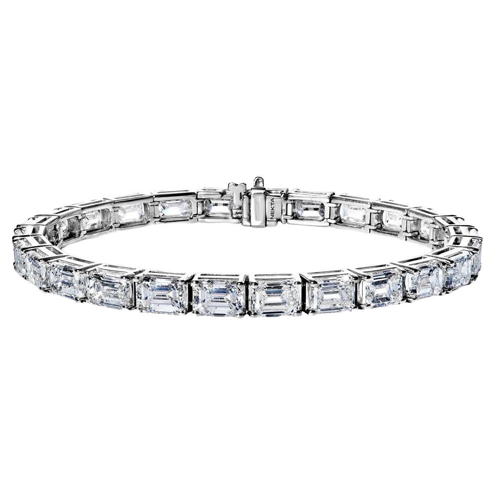 Bracelet tennis avec diamants taille émeraude de 26 carats certifiés en vente