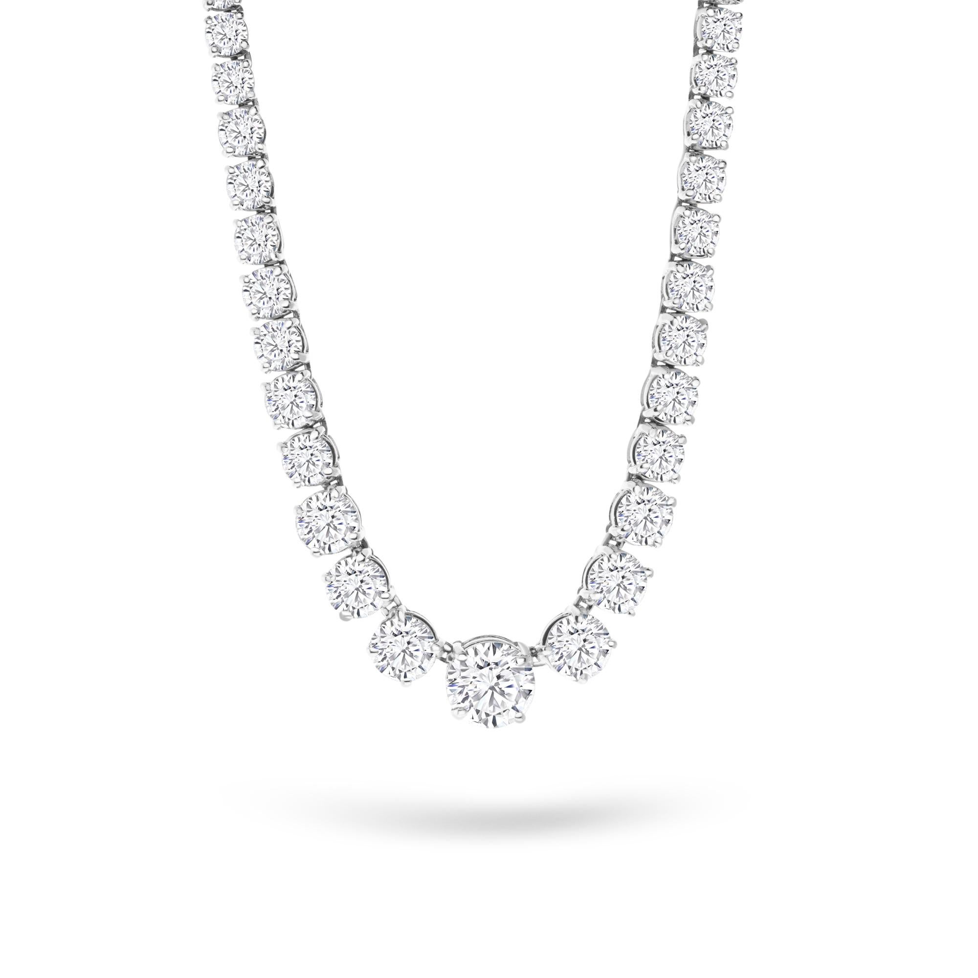 Taille ronde Collier de tennis en or blanc 18 carats à diamants gradués de 26 carats, serti à 4 branches en vente