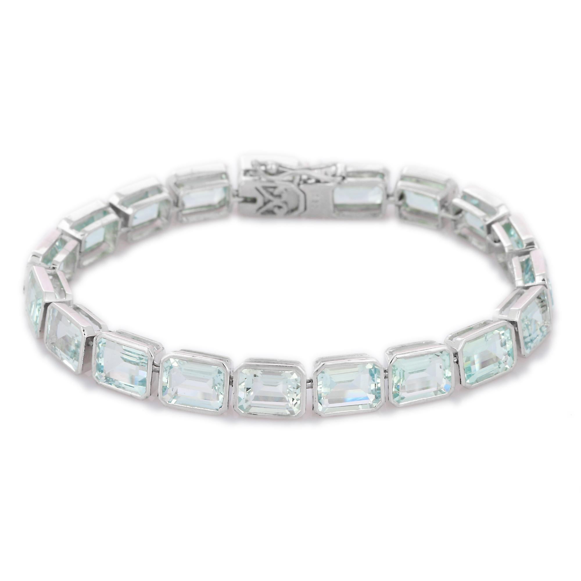 Aquamarine bracelet in 18K Gold. It has a perfect octagon cut gemstone to make you stand out on any occasion or an event. 
A tennis bracelet is an essential piece of jewelry when it comes to your wedding day. The sleek and elegant style complements