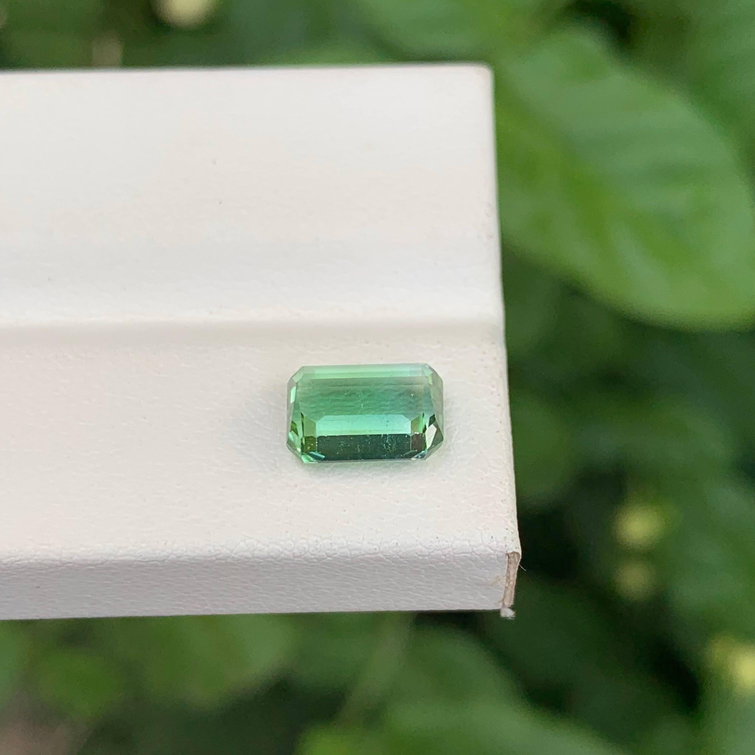 2,6 Karat Natürlicher loser Lagoon Mintgrüner Turmalin Smaragdschliff Afghanischer Edelstein im Angebot 6
