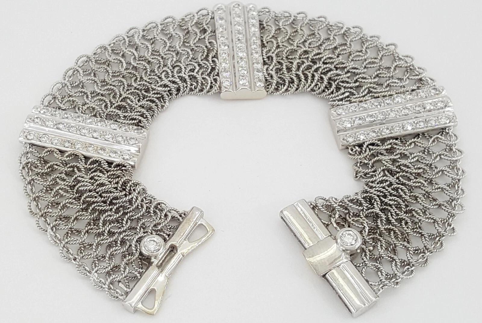 Women's 2.6 Carat Round Brilliant Cut Diamond Vintage Mesh Bracelet in 18K White Gold For Sale
