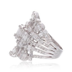 2,6 carati SI Clarity HI Color Baguette Diamond Cocktail Ring Oro bianco 18 carati