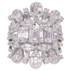 2.6 Karat SI Reinheit HI Farbe Baguette Diamant Cocktail-Ring 18 Karat Weißgold