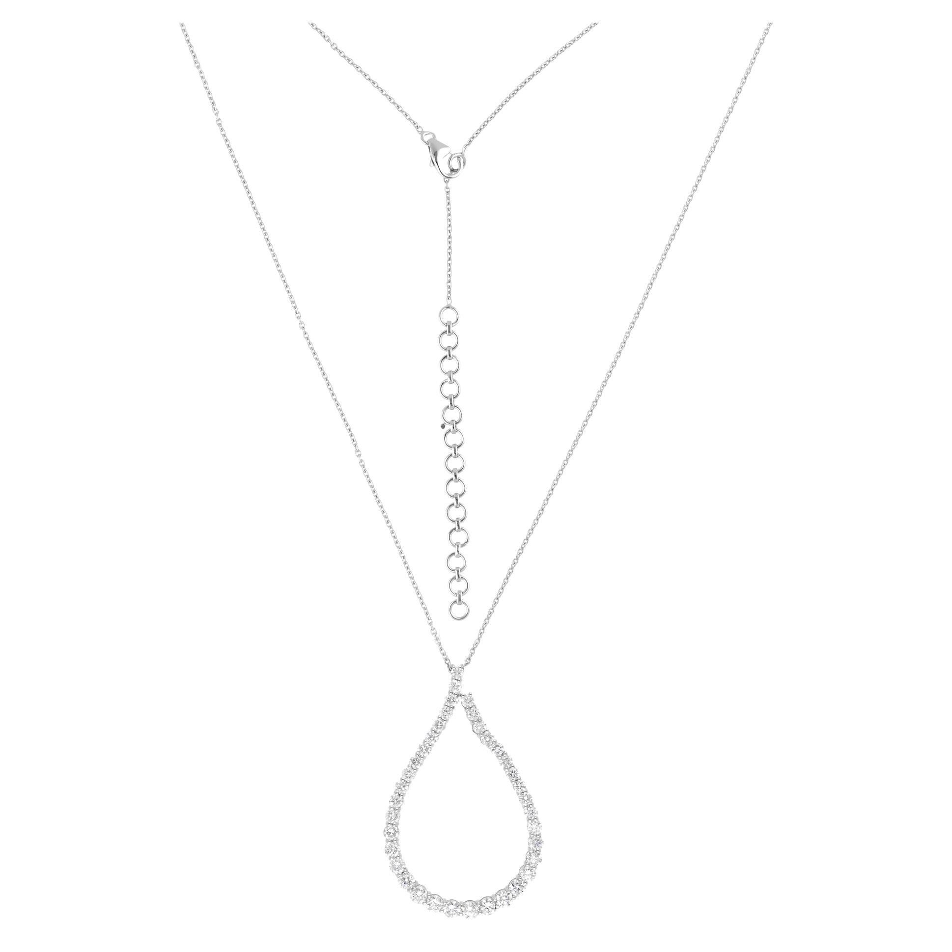 2.6 Carat SI Clarity HI Color Diamond Drop Pendant Necklace 14 Karat White Gold In New Condition For Sale In Diera, Dubai
