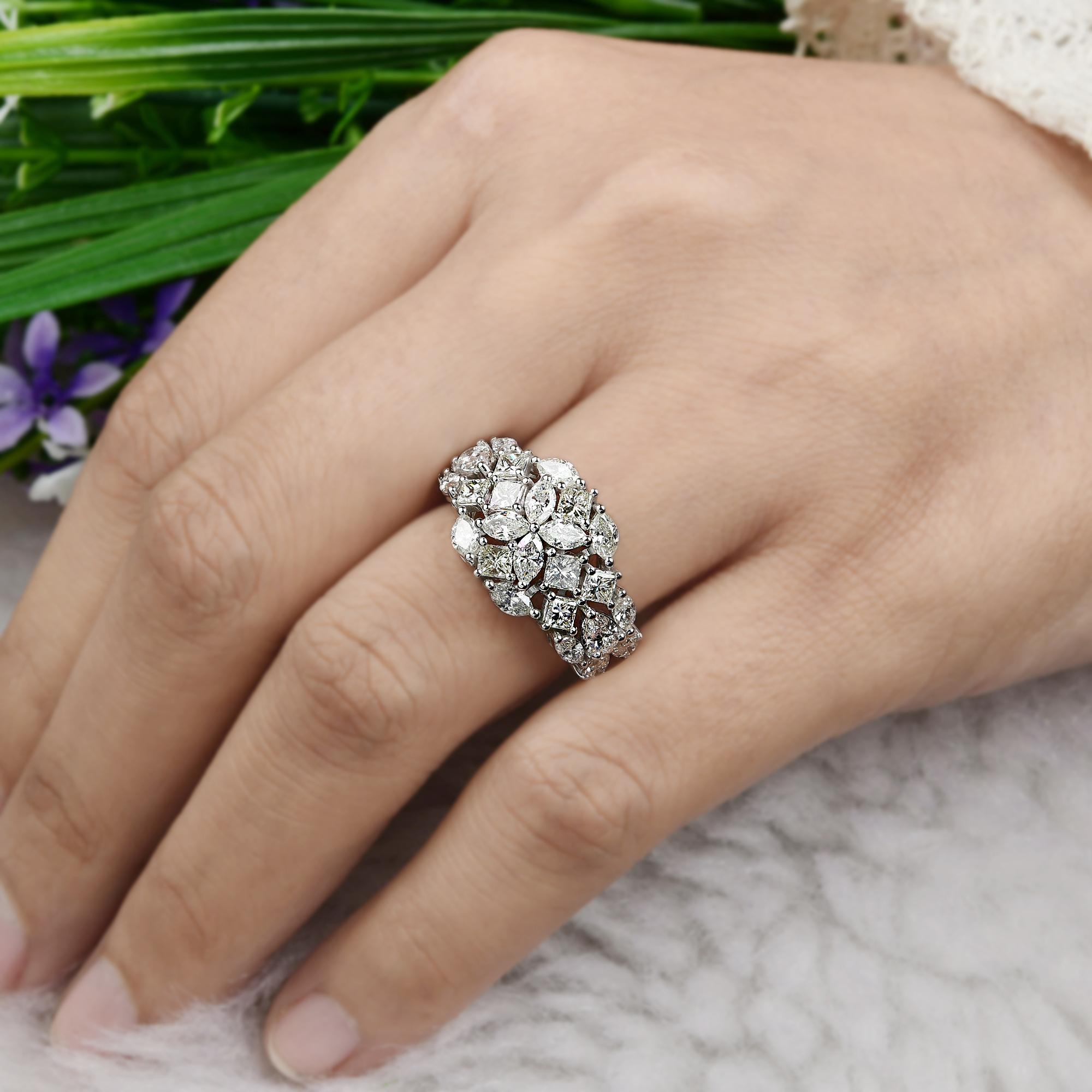 18 Karat Weißgold-Schmuck mit 2,6 Karat SI/H Diamantring mit Marquise-Diamant im Prinzessinnenschliff (Marquiseschliff) im Angebot