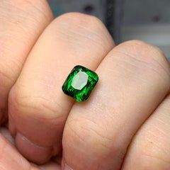 2.6 Cts Chrome Green Color Tourmaline Cushion Cut Gemstone for Jewellery 8mm