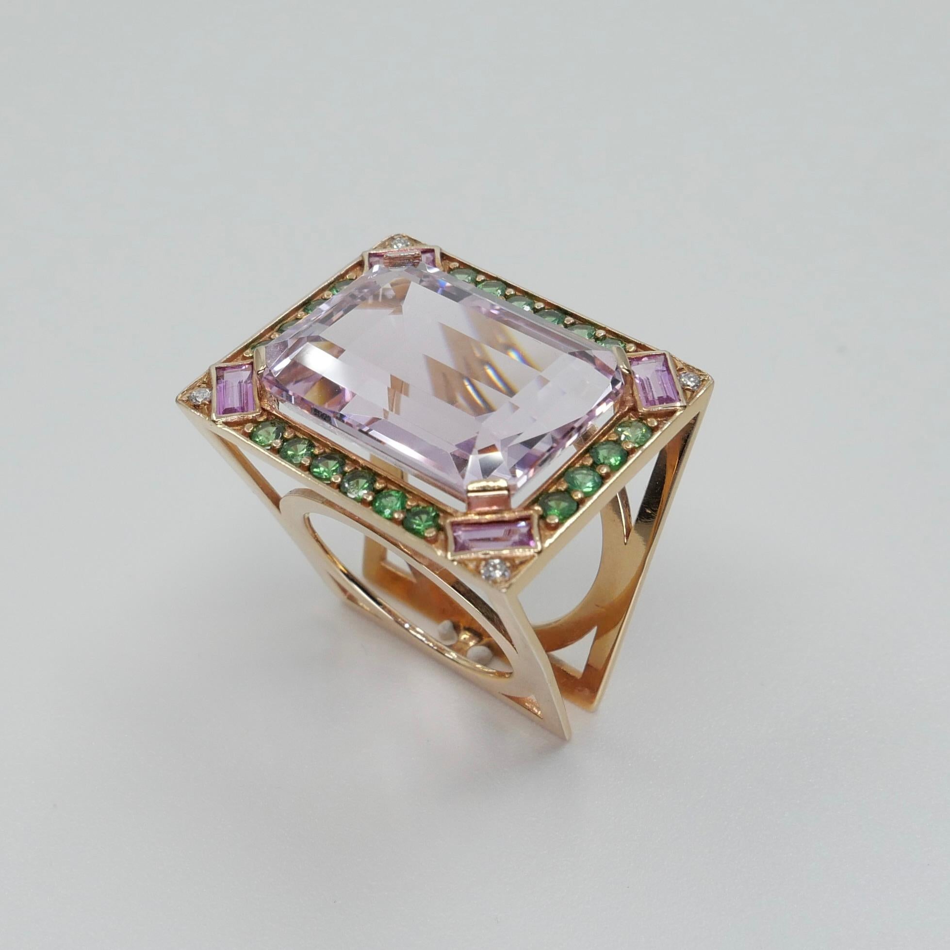 26 Cts Kunzite, Pink Sapphires, Tsavorite & Diamond Ring. XXL Statement Piece. For Sale 5