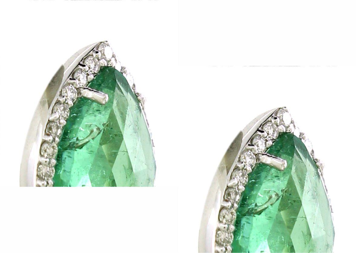 Moderne 2.6 cts de tourmaline en forme de poire Boucles d'oreilles en tourmaline en vente