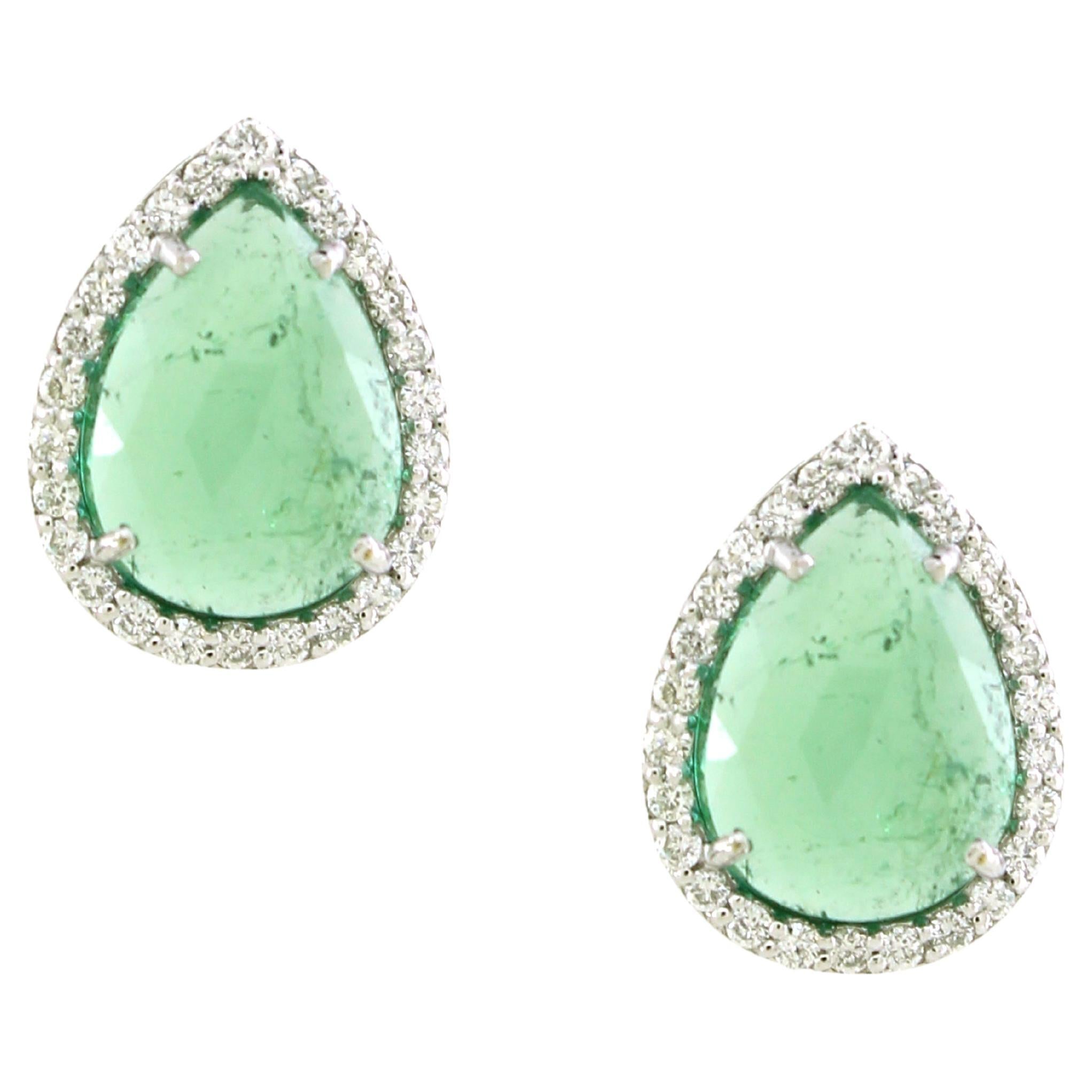 2.6 cts of Pear cut tourmaline stud Earrings For Sale