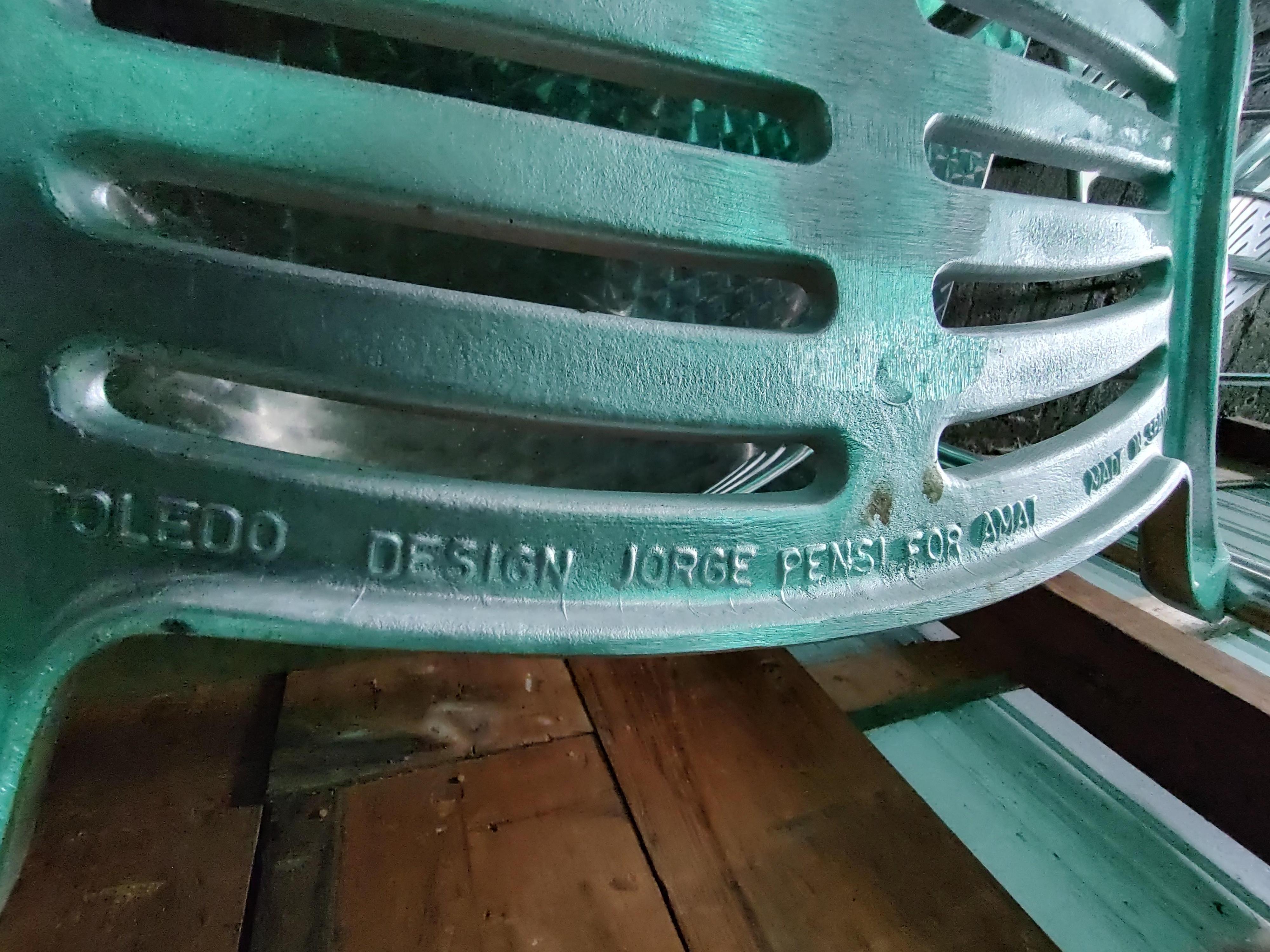 8 Mid Century Modern Toledo Aluminium Sessel von Jorge Pensi Indoor Outdoor im Angebot 4