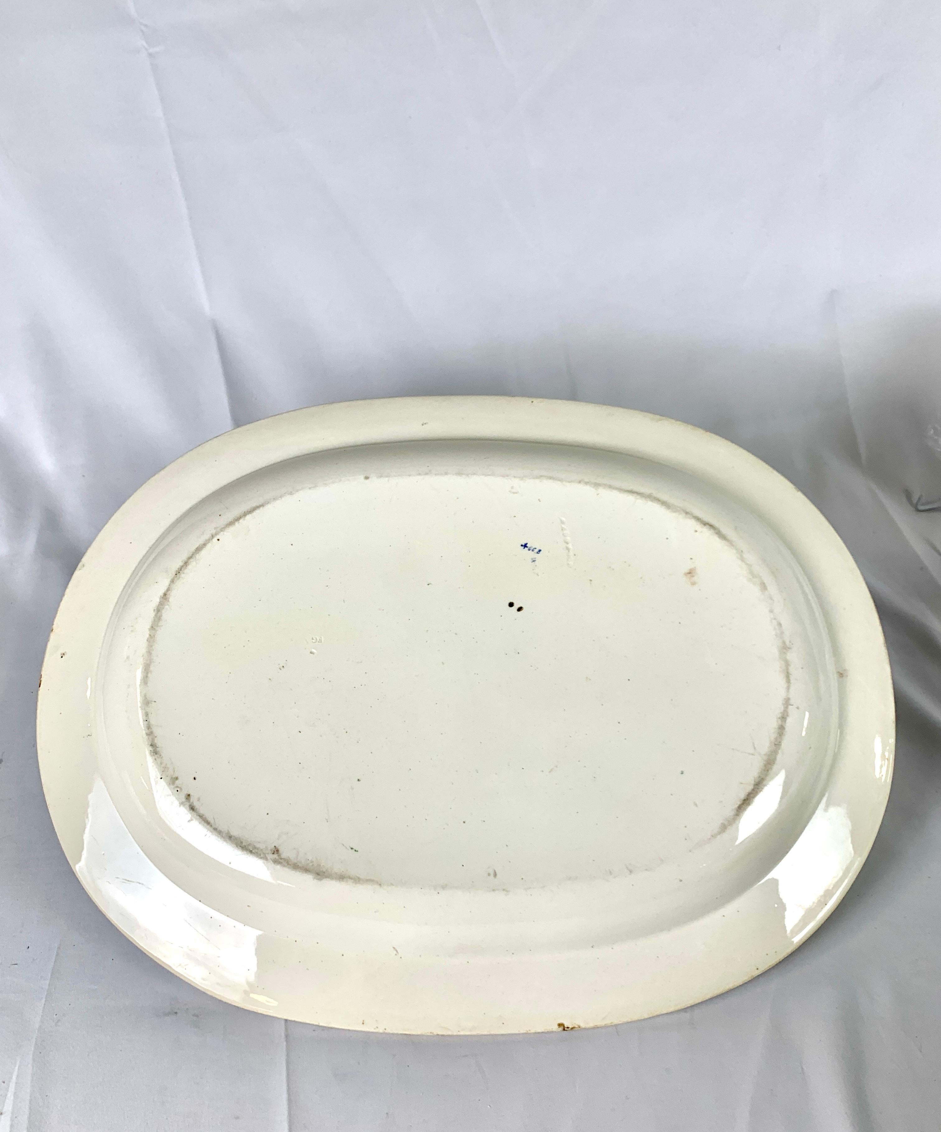 26 Platos de Cena de Crema Inglesa Wedgwood con Plato Grande en venta 4