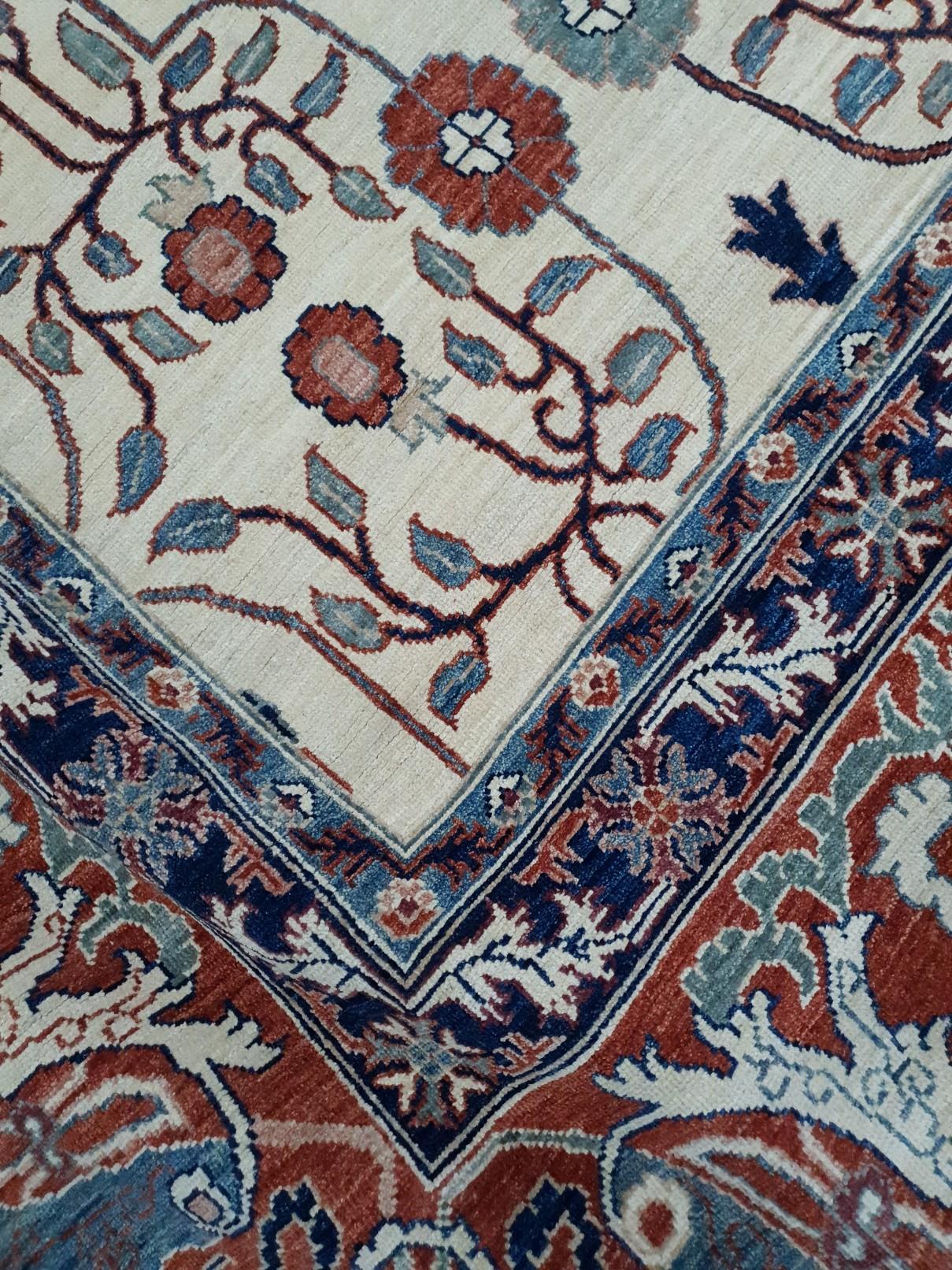 26 x 18 ft Palace Size Rug in Style of Farahan hand knotted 800 x 550 cm In New Condition In Lohr, Bavaria, DE