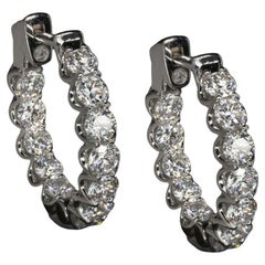Orecchini a cerchio con diamanti in oro bianco 14K da 2,60 carati