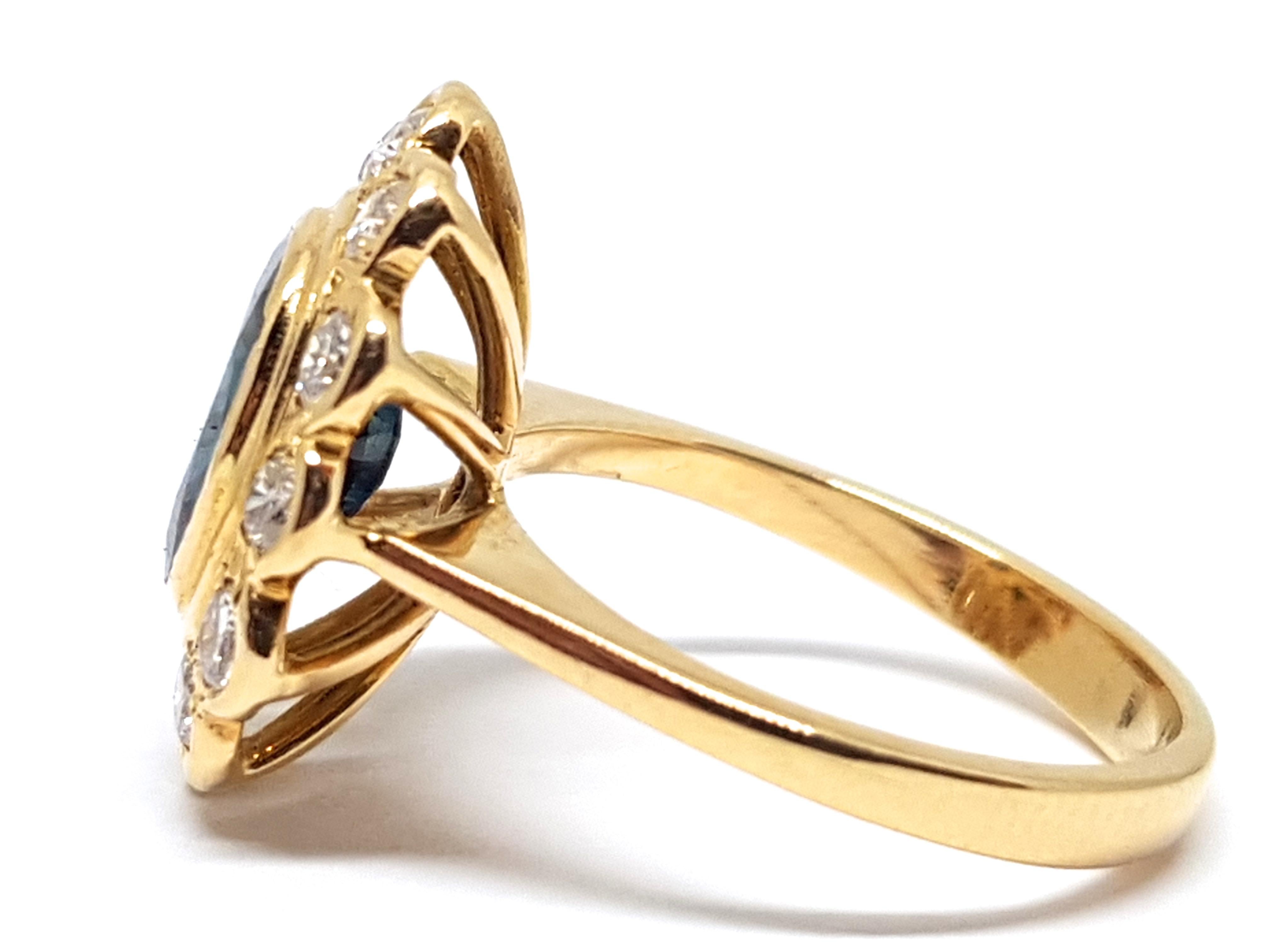 Contemporary 2.60 Carat 18 Karat Yellow Gold Diamond Sapphire Princess Diana Ring