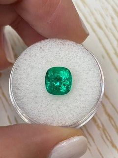 2.60 Carat AAA+ Minor Oil Vivid Green Colombian Emerald-Cushion Cut 9x8 Genuine