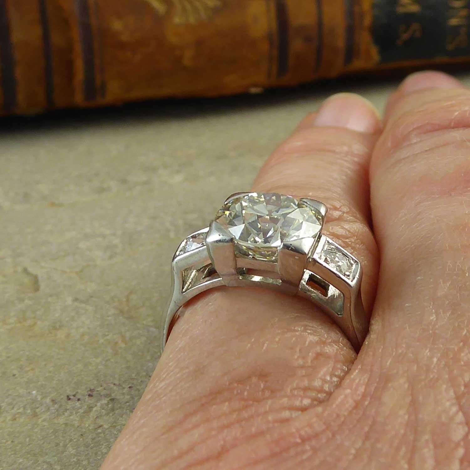 2.60 Carat Art Deco Diamond Ring, Early Brilliant/Old European Cut Diamonds 3
