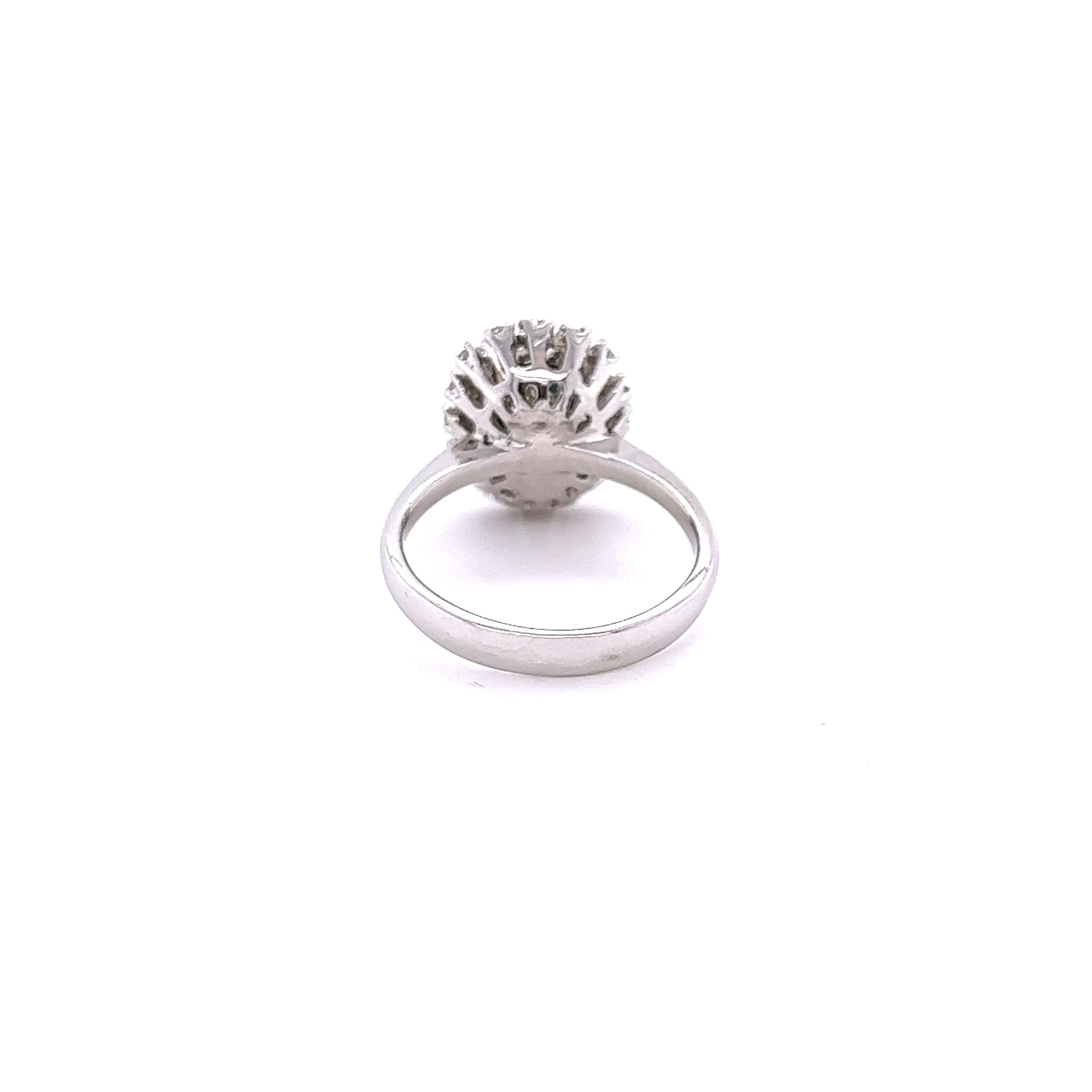 Contemporary 2.60 Carat Blue Sapphire 14 Karat White Gold Engagement Ring For Sale