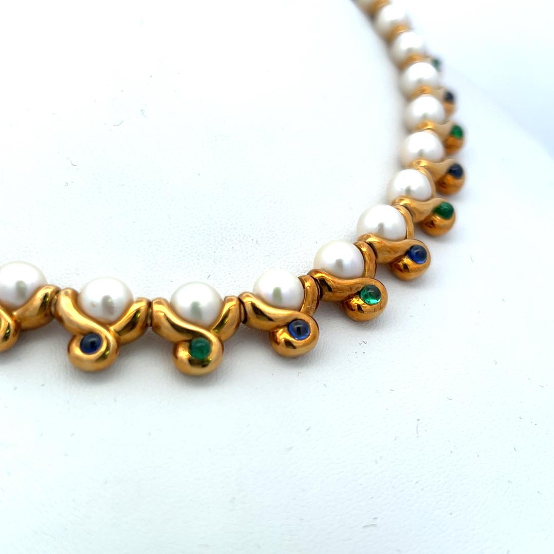 2,60 Karat Smaragd und Saphir 6.1-7.1MM Perle 18K YG Gliederhalskette im Angebot 1