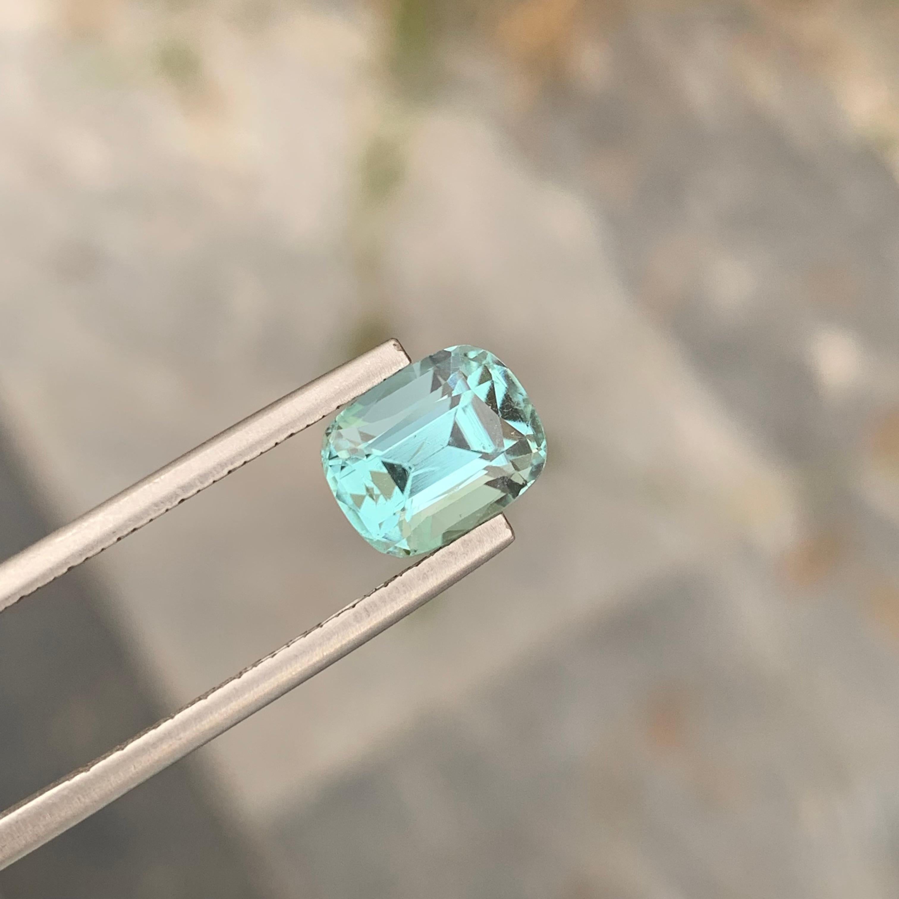 2,60 quilates Exquisita Turmalina de Seafoam Natural Suelta Gema En Forma De Cojín Para Anillo en Nuevo estado para la venta en Peshawar, PK
