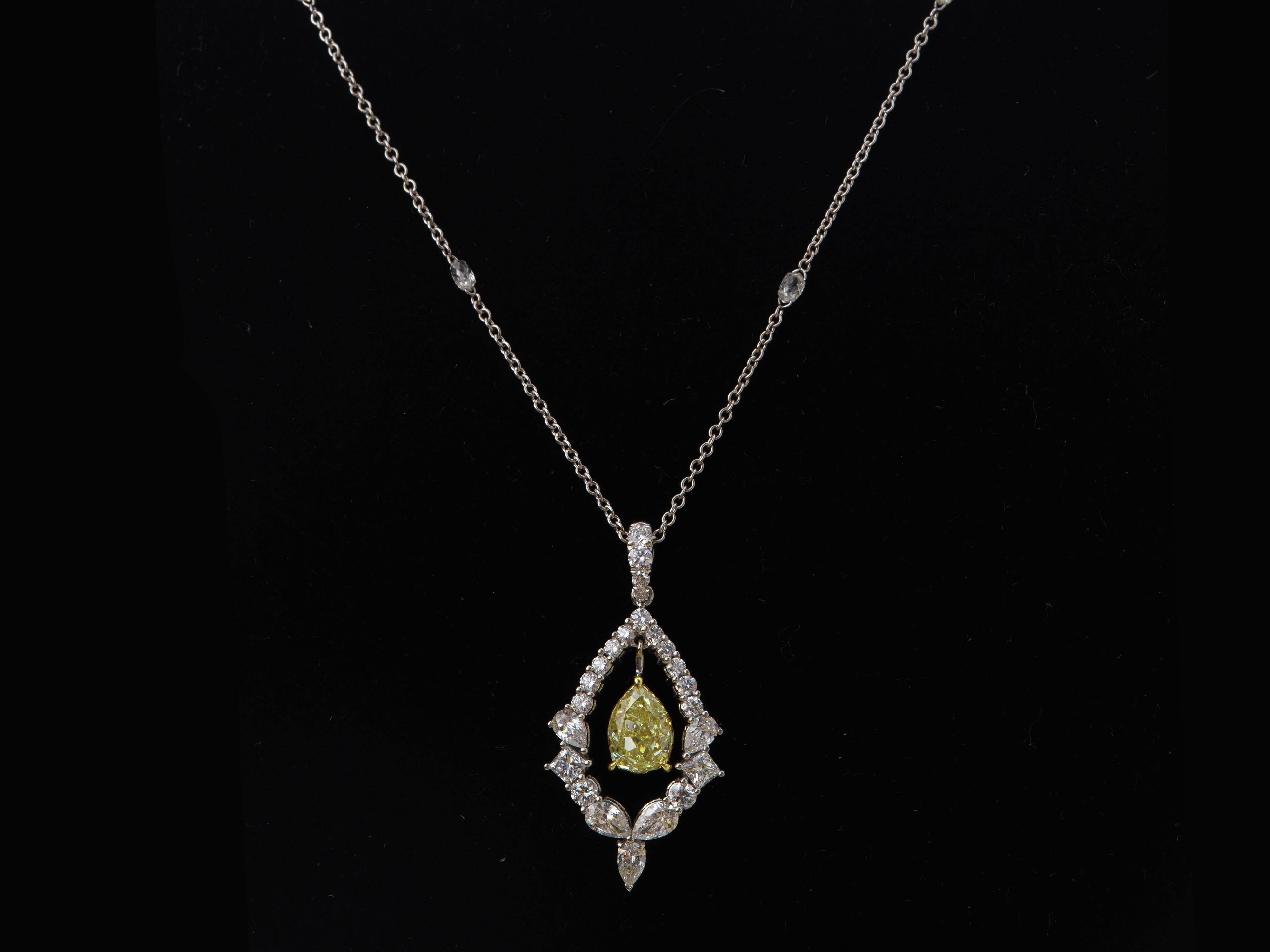 Contemporary 6.93 Carat Fancy Yellow and White Diamond  Necklace 18K White Gold GIA Certified For Sale